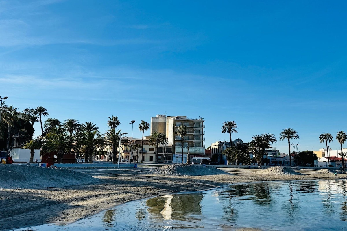 Hotel Albohera Playa by Belvilla Resorts-Suite