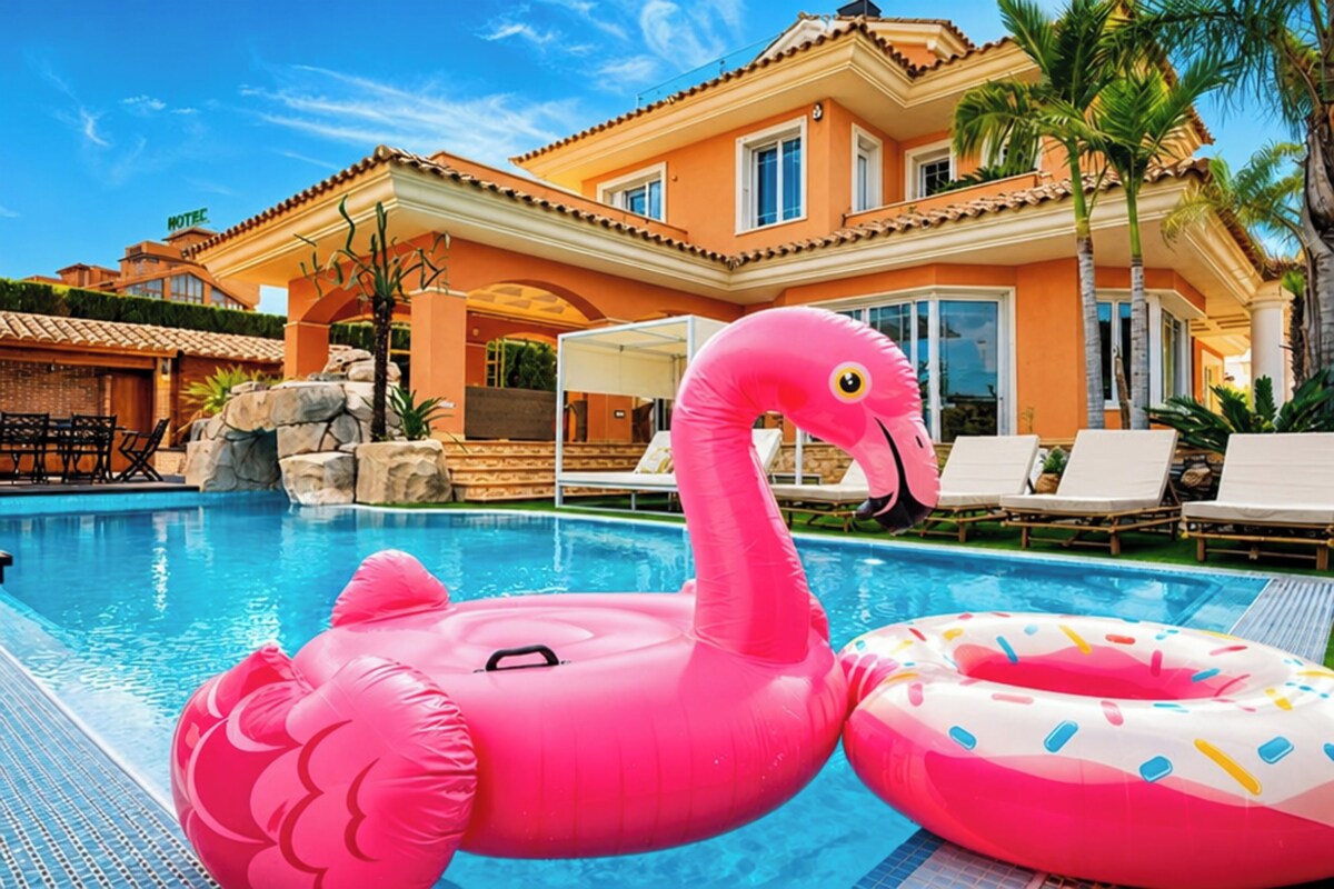 Alameda Villa