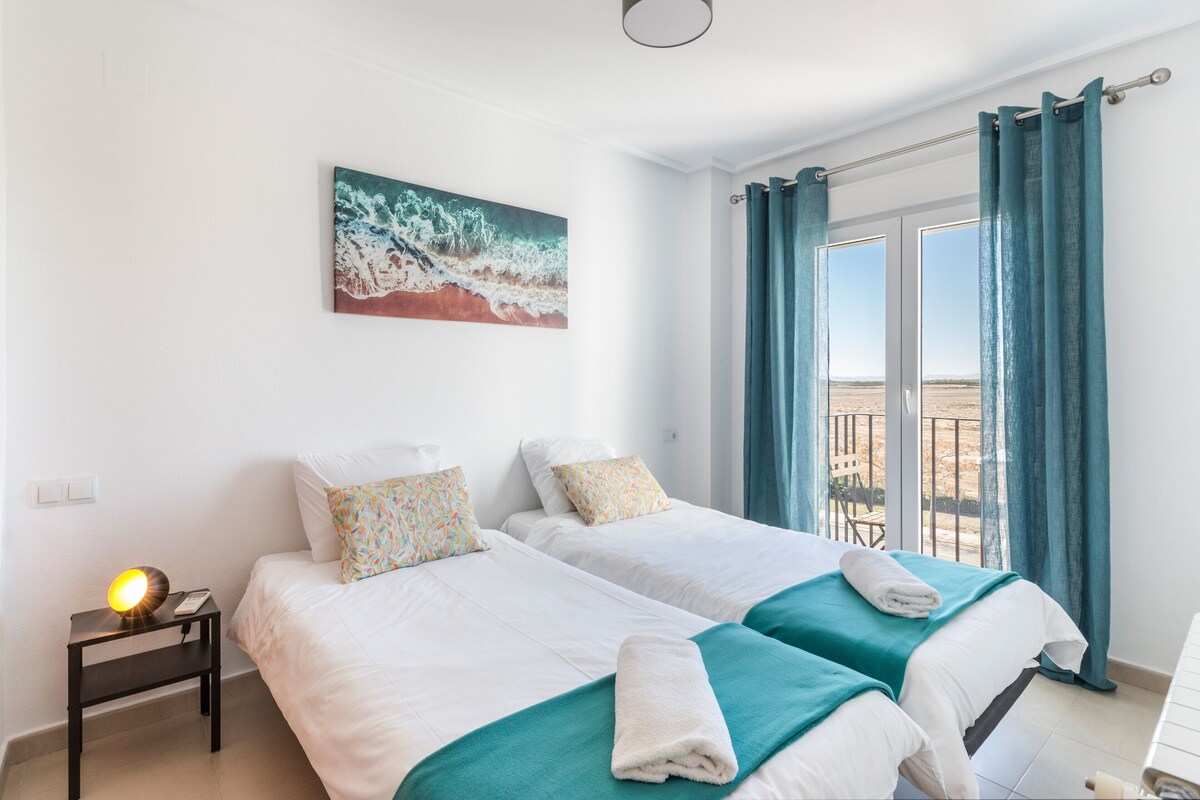 CasaDeLuxe Riquelme Golf & Holiday